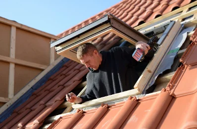 Pose de fenêtres de toit Velux à Boynes